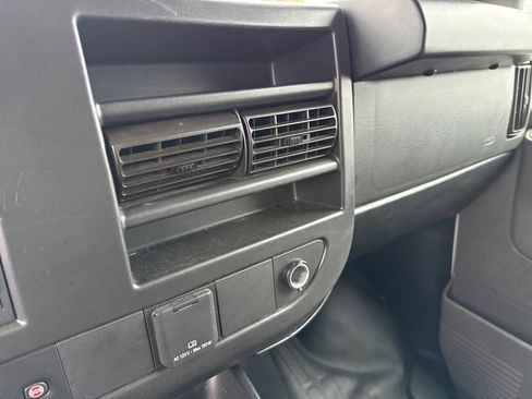 Used 2022 Chevrolet Express 2500 Extended w/ Driver Convenience Package image 14