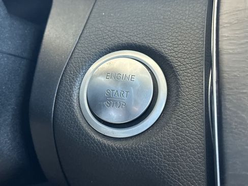 Used 2016 Mercedes-Benz C 300 Sedan image 21