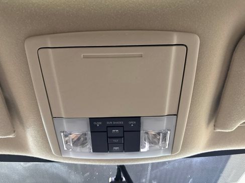 Used 2008 Ford Edge Limited FWD image 19