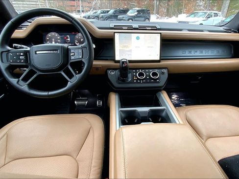 Used 2025 Land Rover Defender 130 V8 image 14