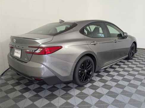 Used 2026 Toyota Camry SE w/ Multimedia Upgrade Package FWD image 22