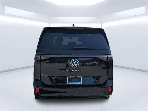 New 2025 Volkswagen ID. Buzz Pro S image 4