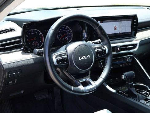 Used 2023 Kia K5 EX FWD image 2