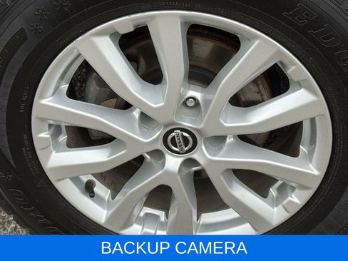 Used 2020 Nissan Rogue SV AWD/4WD image 14