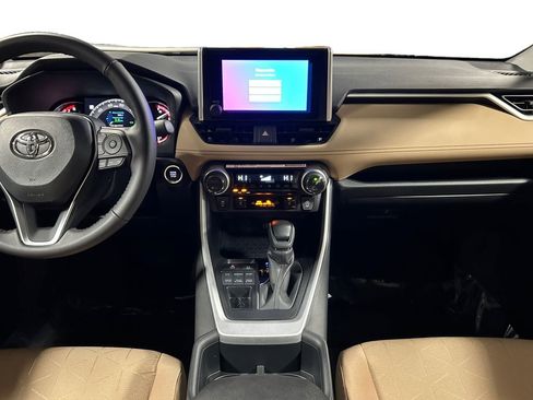 New 2025 Toyota RAV4 XLE image 12