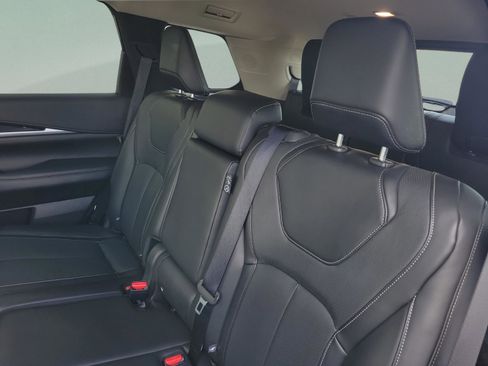 Certified 2025 INFINITI QX60 Pure image 24
