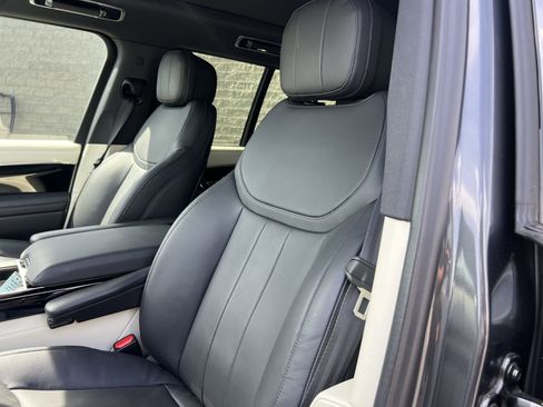 Used 2024 Land Rover Range Rover SE image 16