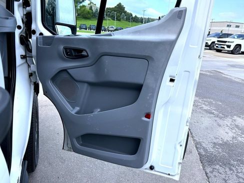 Used 2018 Ford Transit 350 XL RWD image 16