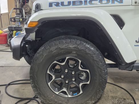 Used 2023 Jeep Wrangler Unlimited Rubicon 4xe w/ Cold Weather Group image 25