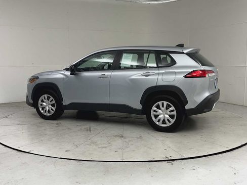 Used 2022 Toyota Corolla Cross L AWD/4WD image 4
