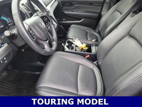 Used 2024 Honda Odyssey Touring image 15