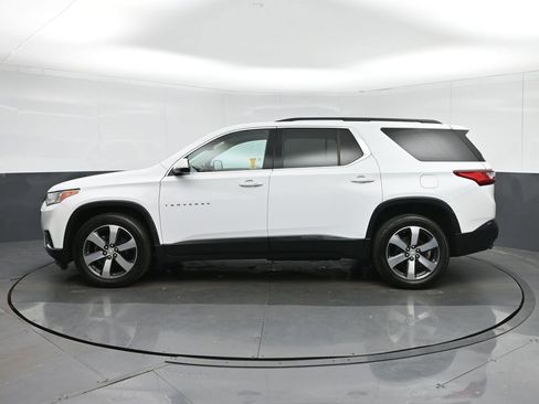 Used 2019 Chevrolet Traverse LT w/ LT Premium Package AWD/4WD image 4
