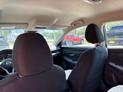 Used 2025 Nissan Sentra SV FWD image 19