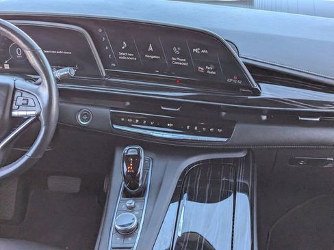 Used 2021 Cadillac Escalade Sport image 16