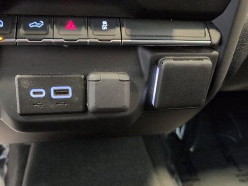 Used 2024 Chevrolet Silverado 1500 Custom AWD/4WD image 23