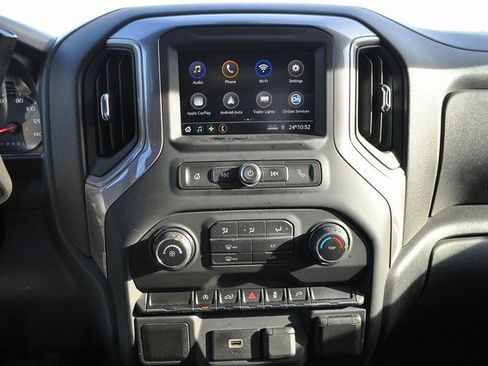 Used 2020 Chevrolet Silverado 1500 Custom w/ Custom Value Package image 33