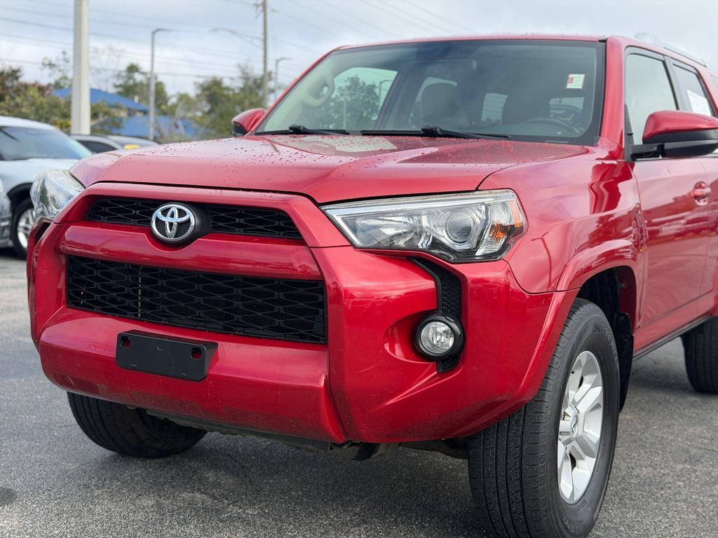 Used 2014 Toyota 4Runner SR5 AWD/4WD image 12