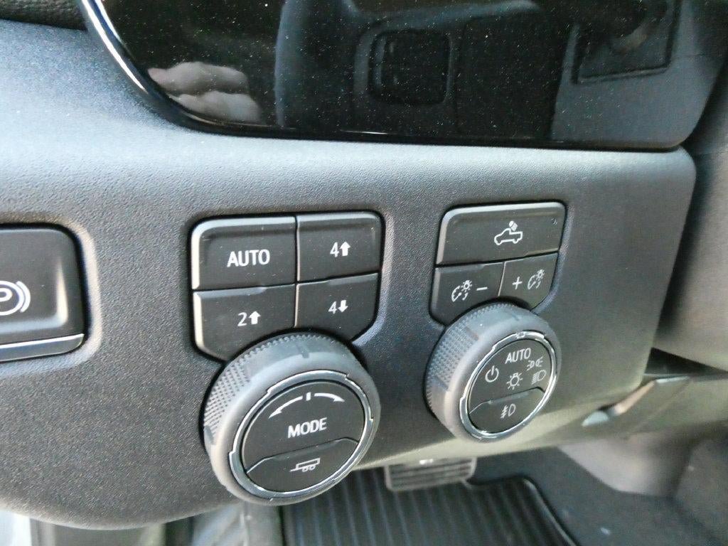 New 2026 Chevrolet Silverado 1500 RST w/ Z71 Off-Road Package AWD/4WD image 20
