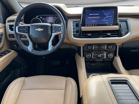 Used 2021 Chevrolet Tahoe Premier w/ Premium Package AWD/4WD image 24