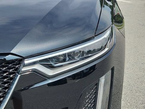 Certified 2025 Cadillac XT6 Sport w/ Platinum Package AWD/4WD image 9