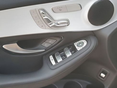 Used 2022 Mercedes-Benz GLC 300 GLC 300 image 43