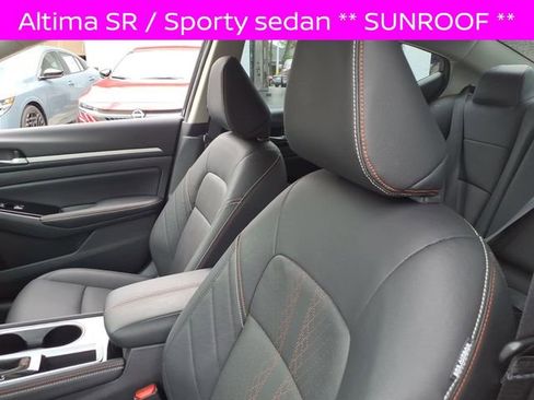 Certified 2025 Nissan Altima 2.5 SR w/ SR Premium Package FWD image 5