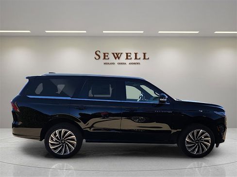 New 2026 Lincoln Navigator Black Label image 5