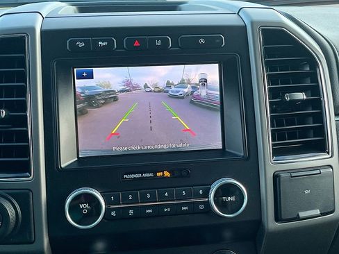 Used 2021 Ford Expedition XLT AWD/4WD image 14