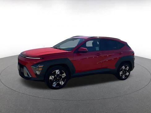 Used 2025 Hyundai Kona SEL image 3