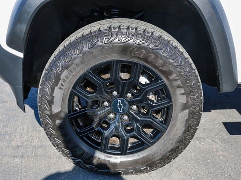 Used 2023 Chevrolet Colorado Trail Boss w/ Advanced Trailering Package image 26