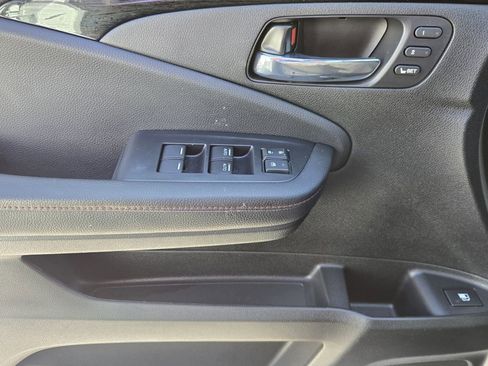 Used 2025 Honda Ridgeline Black Edition image 26