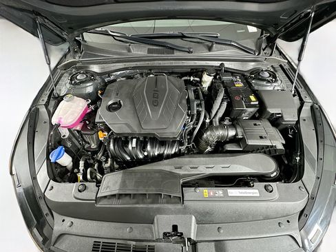 Used 2025 Kia K5 LXS image 32