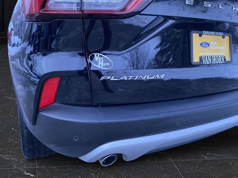 Certified 2025 Ford Escape Platinum image 44