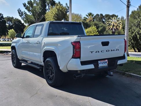Used 2024 Toyota Tacoma SR5 RWD image 7