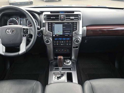 Used 2021 Toyota 4Runner Limited AWD/4WD image 23