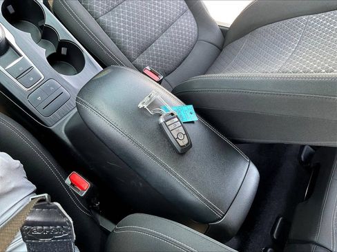 Used 2024 Ford Escape Active AWD/4WD image 34