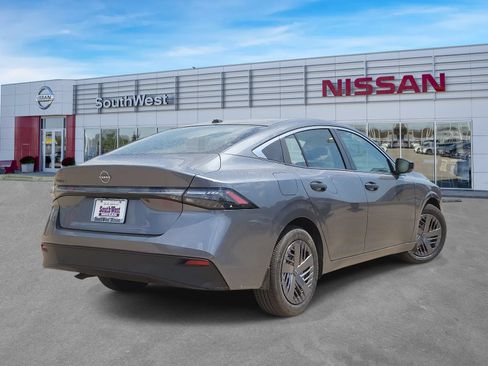 New 2027 Nissan Sentra S w/ Floor Mat Package FWD image 5