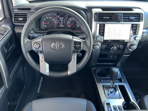 Used 2021 Toyota 4Runner SR5 Premium w/ Moonroof Package AWD/4WD image 35