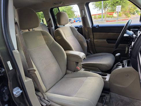 Used 2015 Jeep Patriot Sport w/ Power Value Group FWD image 14