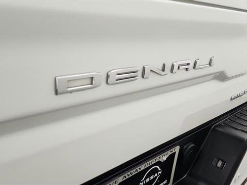 Used 2022 GMC Sierra 1500 Denali image 34