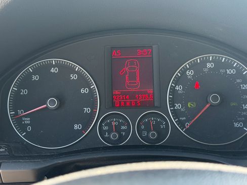 Used 2008 Volkswagen Eos Lux FWD image 6