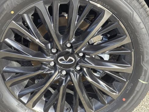 New 2026 INFINITI QX80 Autograph w/ Premium Cargo Package image 15