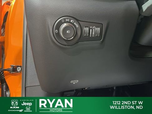 New 2026 Jeep Compass Latitude AWD/4WD image 34