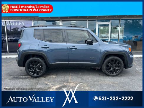 Used 2023 Jeep Renegade Altitude image 8