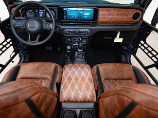 Used 2025 Jeep Gladiator Sport video 2