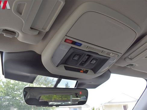 Used 2022 Subaru Forester Touring AWD/4WD image 18