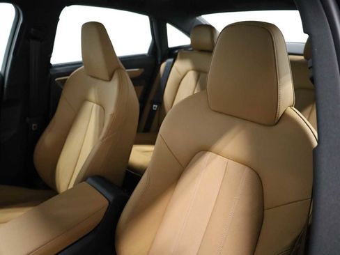 New 2026 Audi A6 Premium Plus image 18