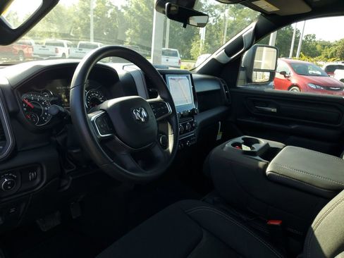New 2025 RAM 1500 Tradesman w/ Off Road Group AWD/4WD image 8