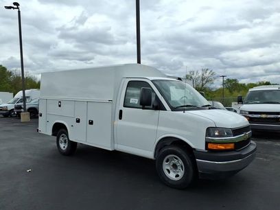 New 2026 Chevrolet Express 3500 w/ Power Convenience Package