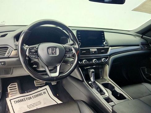 Used 2019 Honda Accord Sport image 11